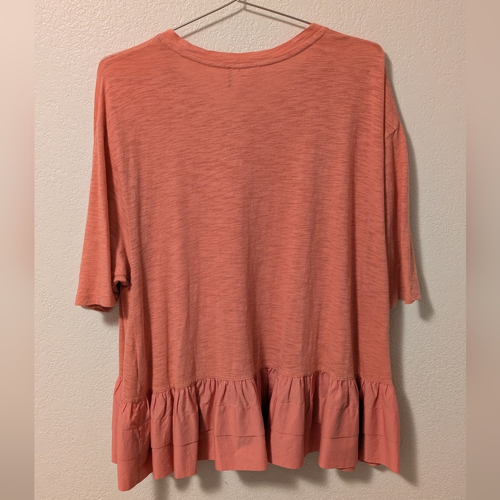 Akemi+Kin Anthropologie Coral Ruffle Hem Top - Picture 2 of 5